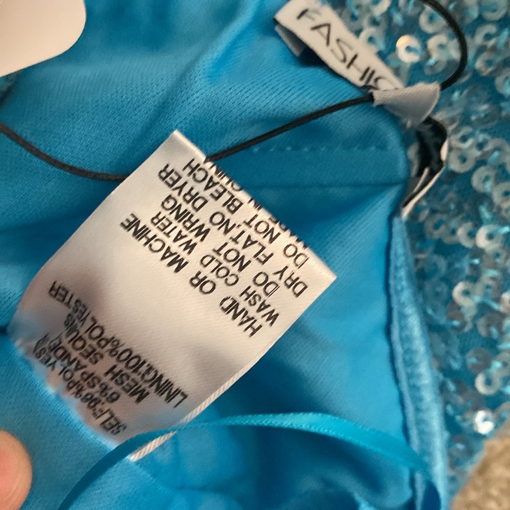 Fashion nova NWT light blue sequined skirt and top set - Picture 9 of 9